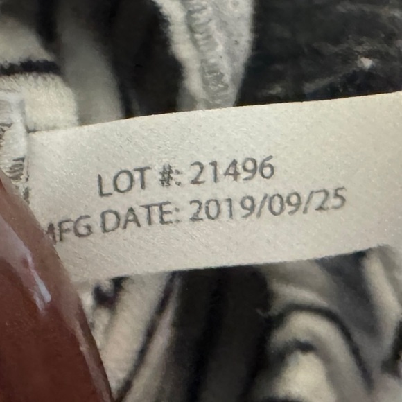 Zebra Demdaco Soft Baby Booties - Picture 9 of 9